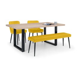 Wynnfield 4 - Person Dining Set