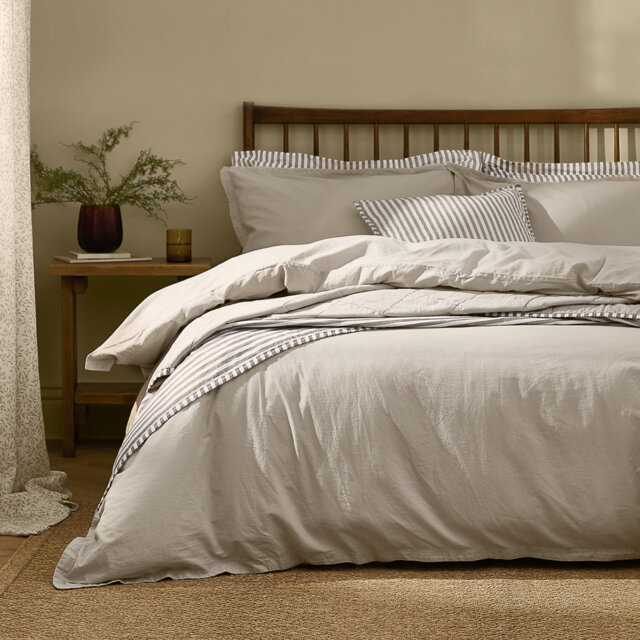 Hebden Washed Cotton Cotton Solid Colour Duvet Cover Set