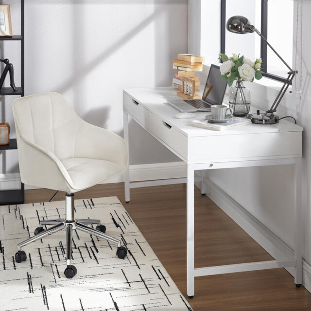 Failand Velvet Task Chair
