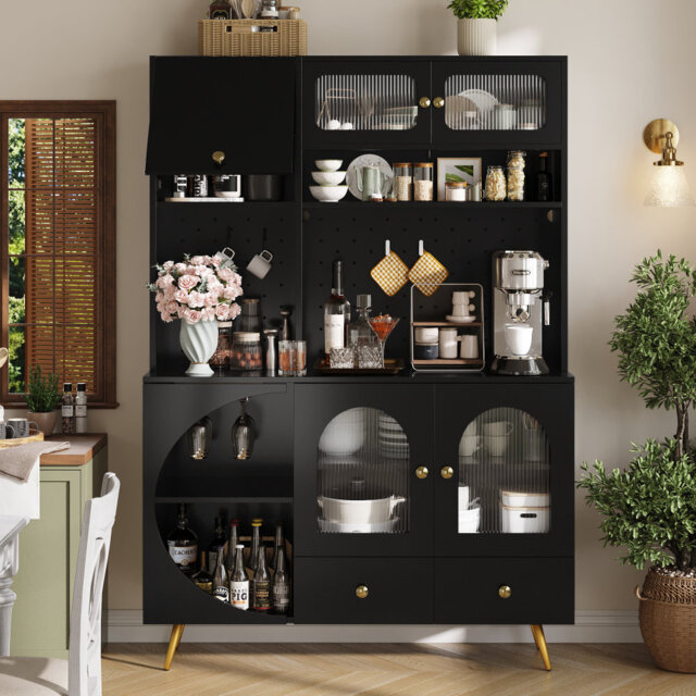 Kitchen Pantry