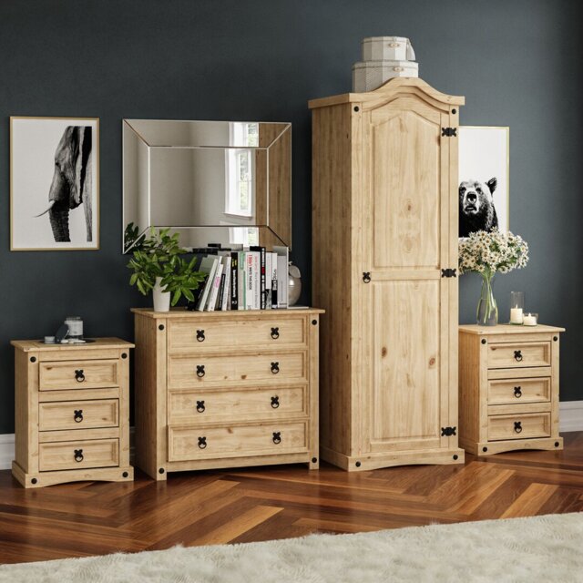 Harold Solid Wood Piece Bedroom Set