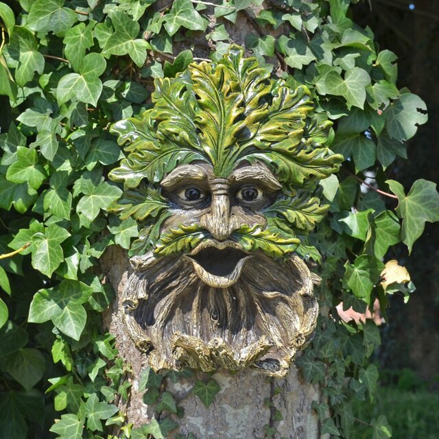 Laursen Landscape & Nature Weather Resistant Resin Garden Statue