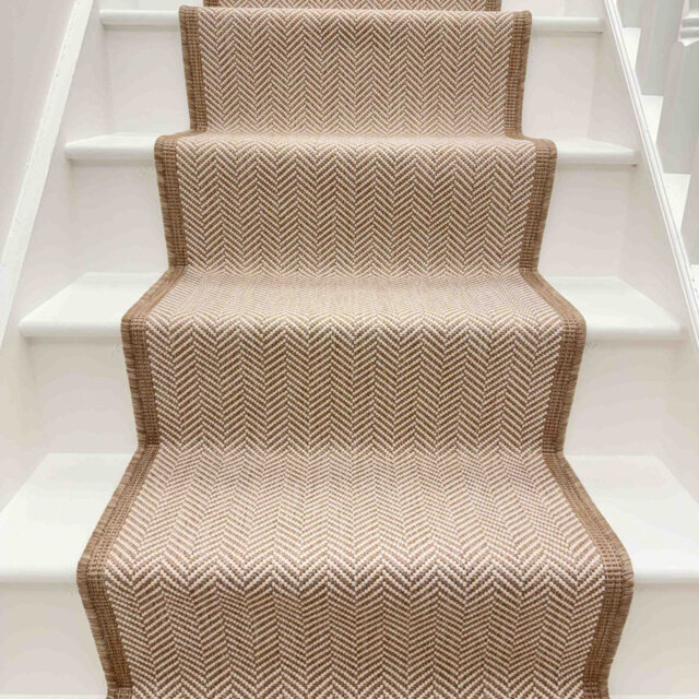 Illusion Brown Stair Runner â Reversible, Durable & Hardwearing Carpet for Stairs & Staircases, Multiple Lengths