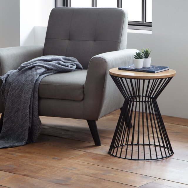 Leifsson Pedestal End Table