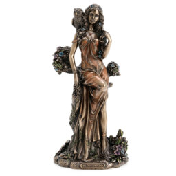 Vergennes People Figurines & Sculptures