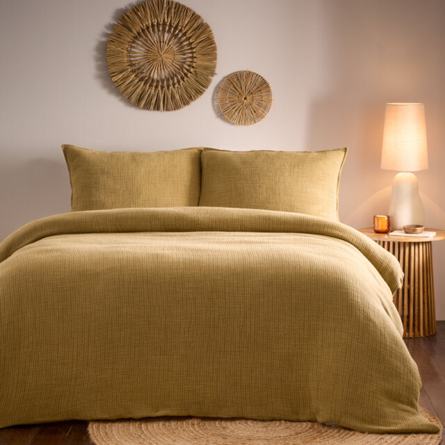 Ribble Cotton Solid Colour Duvet Cover Set with Pillowcases Included