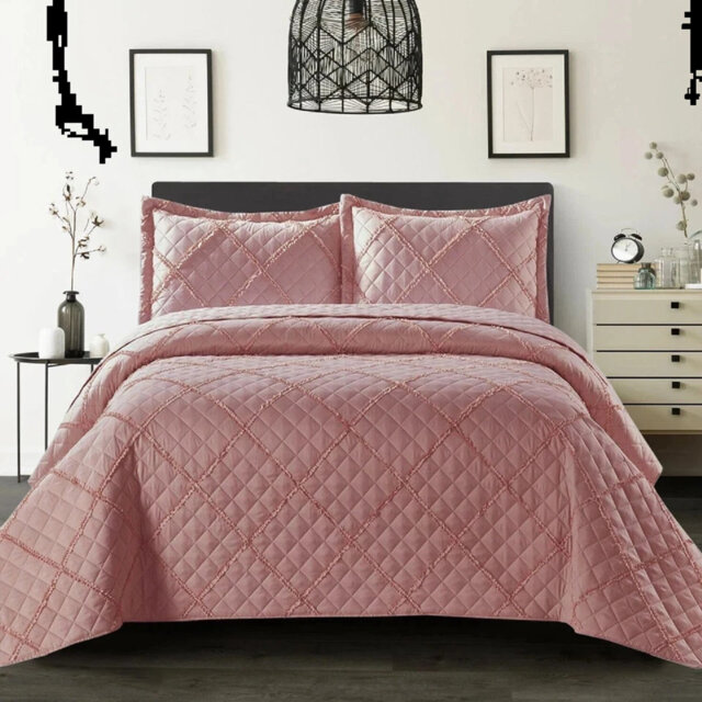 Luxury Quilted Modern Ruffle Bedspread Box Pattern Soft Comforter Bedding Set With Pillow Shams