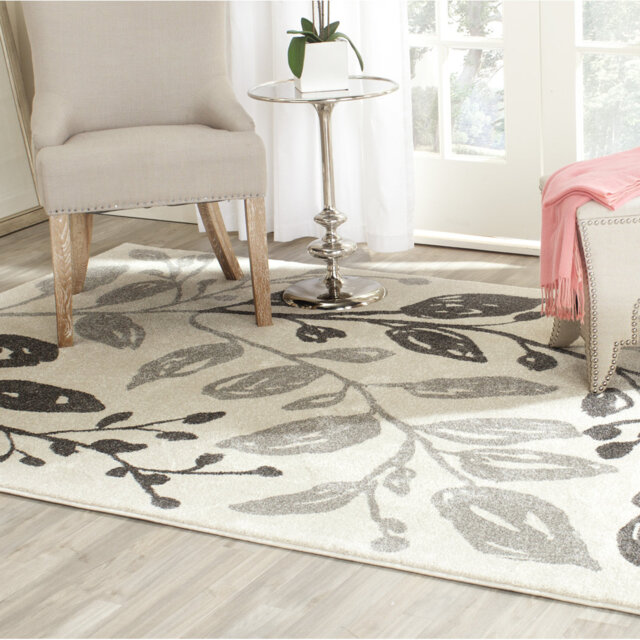 Anya Floral Indoor / Outdoor Area Rug