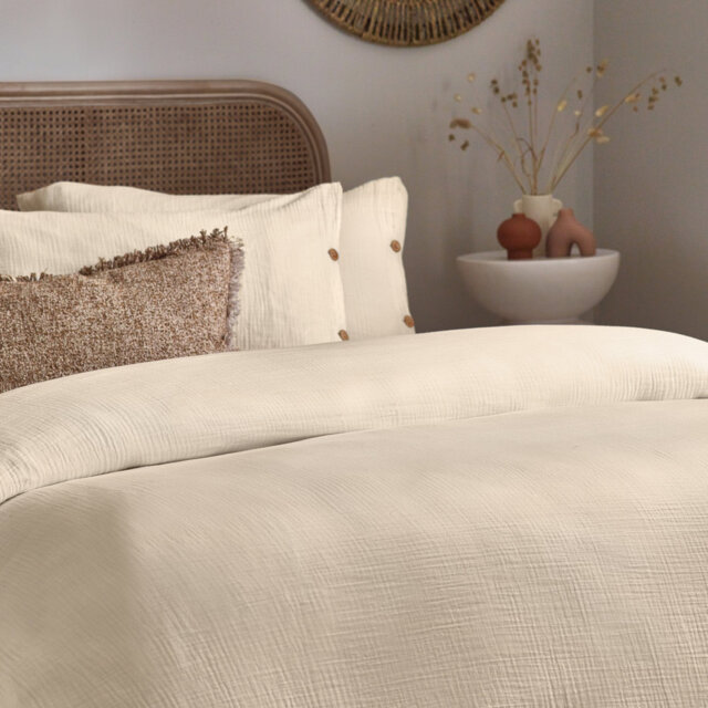 Lark Cotton Solid Colour Duvet Cover Set with Pillowcases Included