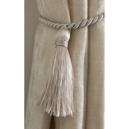 Raymond 2cm Curtain Holdback/Tieback