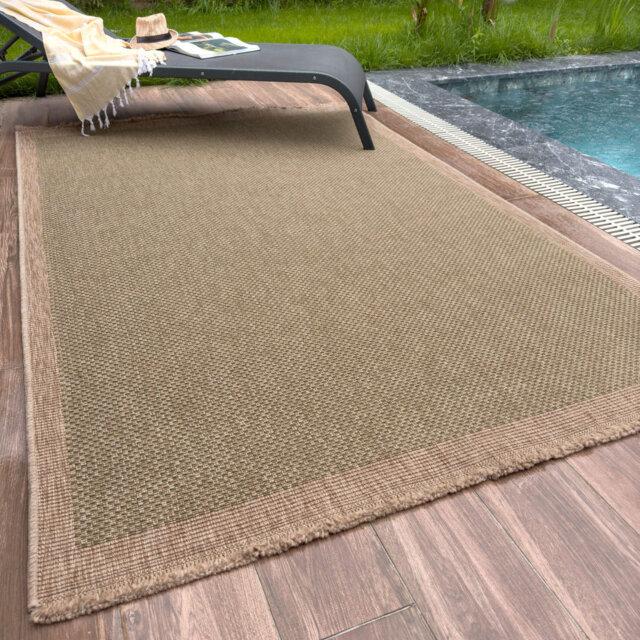 Nature Outdoor Rug in Green - 5200G