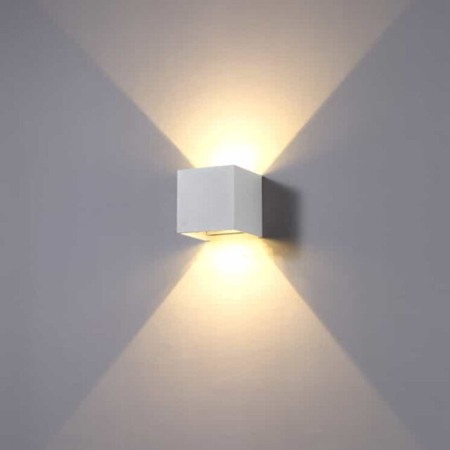 UltraBeam 6 Watt LED White Outdoor Up and Down LED Wall Light 600 Lumens - IP65 Waterproof