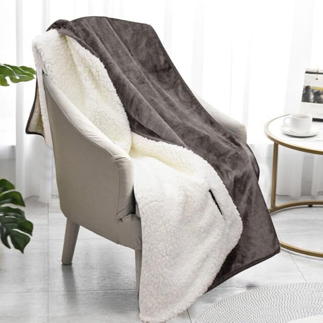 Veyo Throw Blanket