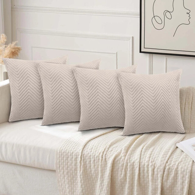 Luxury Chevron Embossed Quilted Pattern Velvet Cushion Cover Set (4-Pack) - Soft Throw Cushion Cover for Home Décor