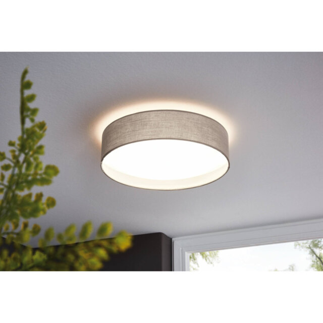 LED flush ceiling light Pasteri, 32 cm made of fabric