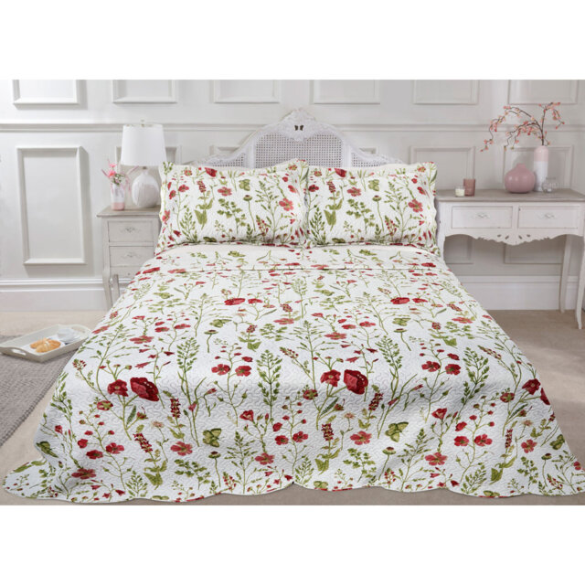 Saunderson Bedspread Set with 3 Shams