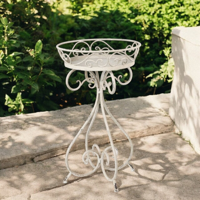Metal Plant Stand