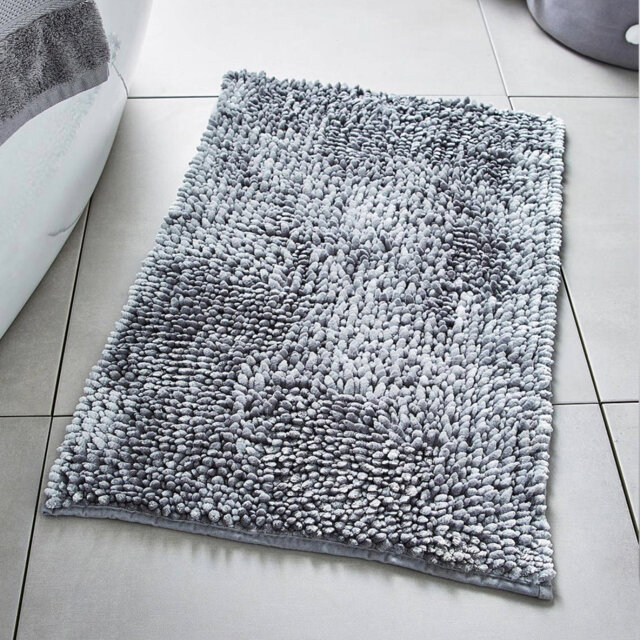 Margot Velvet Chenille Bobble Bath Mat