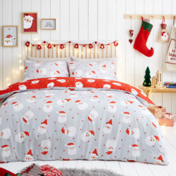 Happy Santa Polyester Block Print Duvet Cover Set with Pillowcases Included