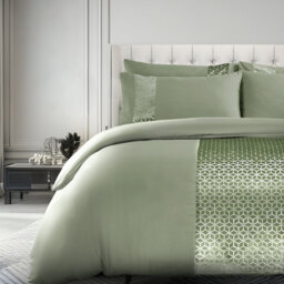 Polyester Geometric Duvet Cover Set with Pillowcases Included