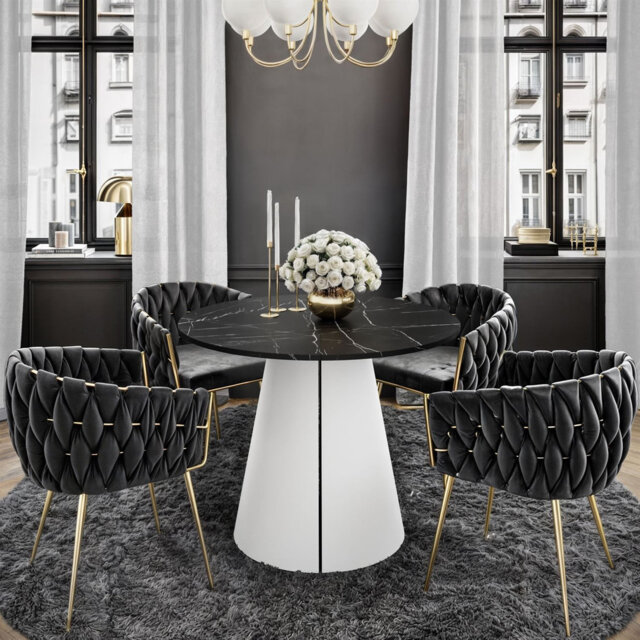 Extendable Dining Table