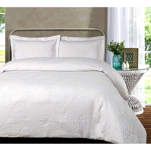 Deedre Cotton Floral Duvet Cover with Pillowcases Included