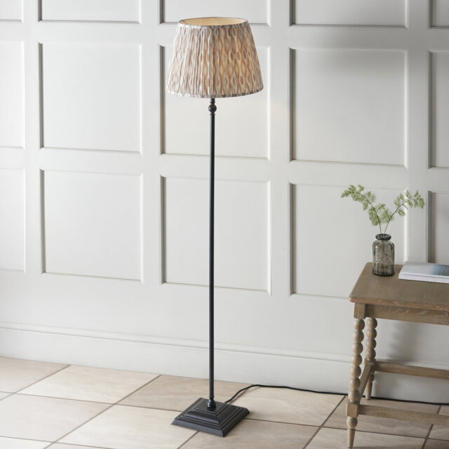 161cm Traditional Floor Lamp