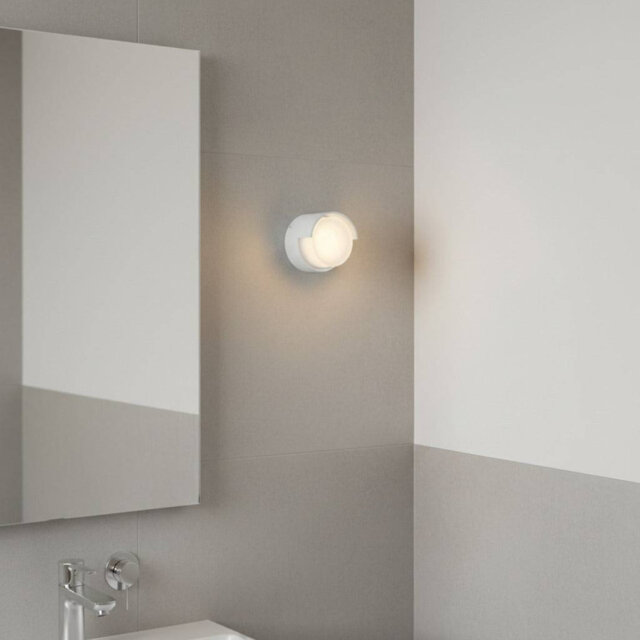 UltraBeam 4 Watt LED White Round Outdoor LED Wall Light 400 Lumen Dia. 102mm