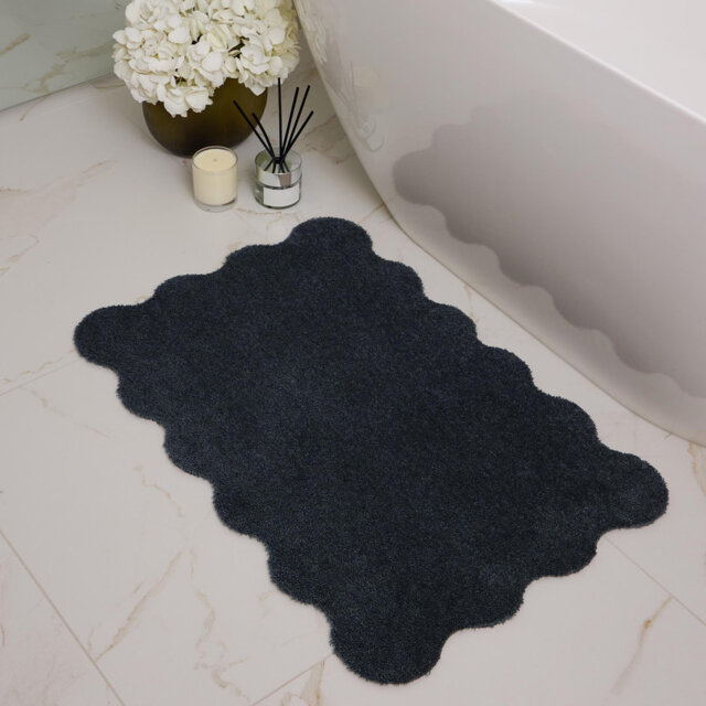 My Mat Soft Bathroom Scallop bath mat