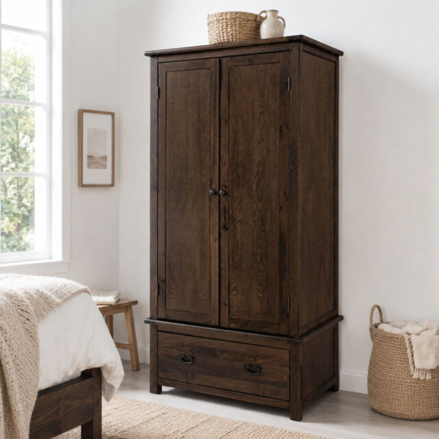 Waynesboro 2 Door, 1 drawer Wardrobe