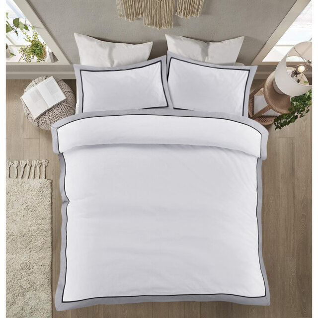 Premium Polycotton Duvet Cover Set with Pillowcases Soft Breathable Easy Care Wrinkle Resistant Bedding