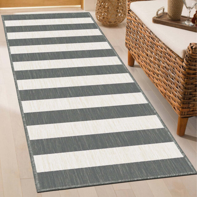 Long Island White/Grey Indoor/Outdoor Hallway Runner Rug – Durable, Reversible & Hardwearing Carpet for Home or Garden