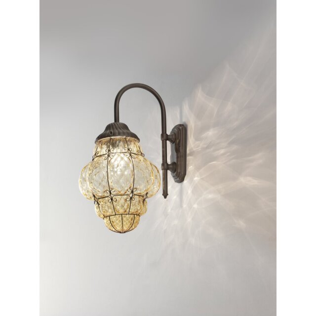 Classic Outdoor Wall Lantern