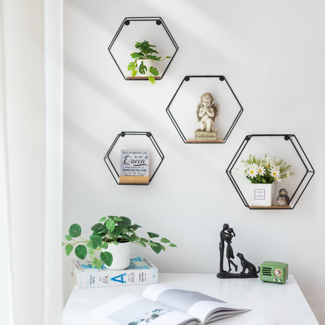 Hexagonal wall shelf, black metal: Set of four floating shelves, wall decoration, wall decoration, aesthetic plant shelf for living room, bedroom, roo