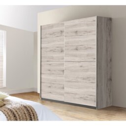 Anglers Park sliding door wardrobe