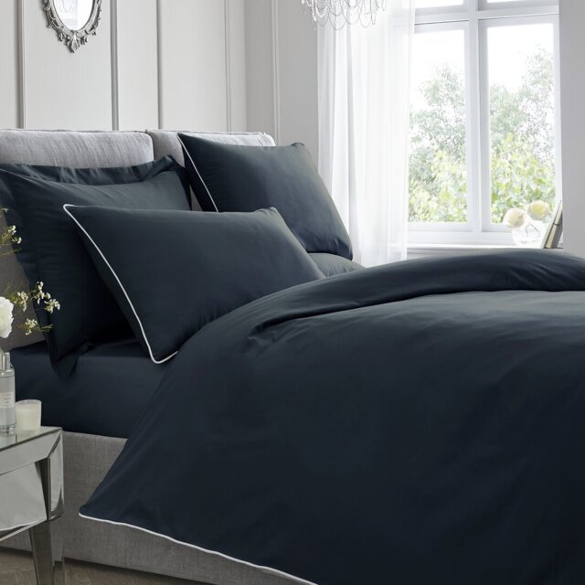 Cotton Solid Colour Duvet Cover Set with Pillowcases Included
