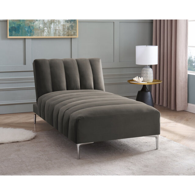 Decato Camille Chaise Longue Daybed in Velvety Fabric