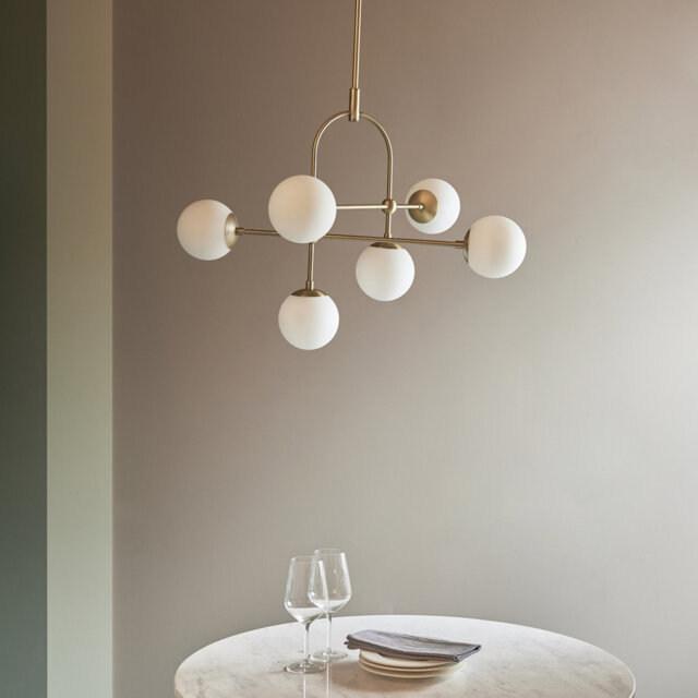 Cadel Impressive 6-Light Antique Brass Chandelier