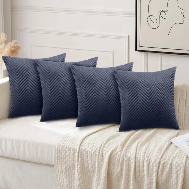 Luxury Chevron Embossed Quilted Pattern Velvet Cushion Cover Set (4-Pack) - Soft Throw Cushion Cover for Home Décor