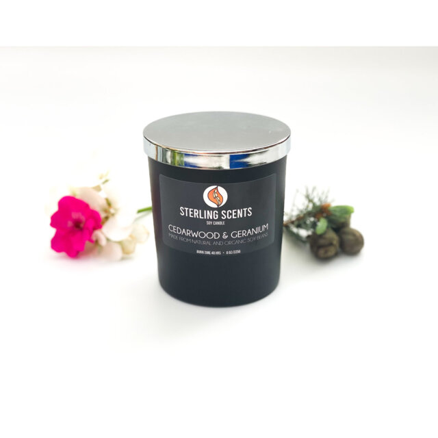 Cedarwood & Geranium Scented Jar Candle with Glass Holder
