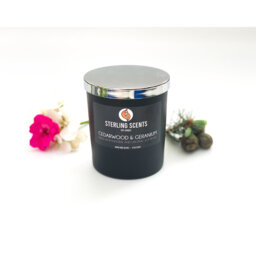 Cedarwood & Geranium Scented Jar Candle with Glass Holder
