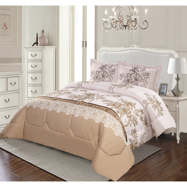 Beige Trendy Printed Bedspread Floral Design Quilted with Pillow Shams