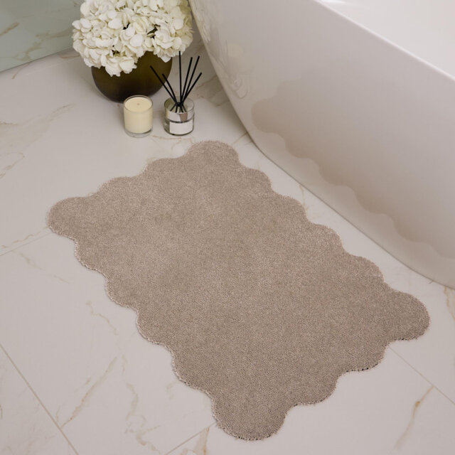 My Mat Soft Bathroom Scallop bath mat
