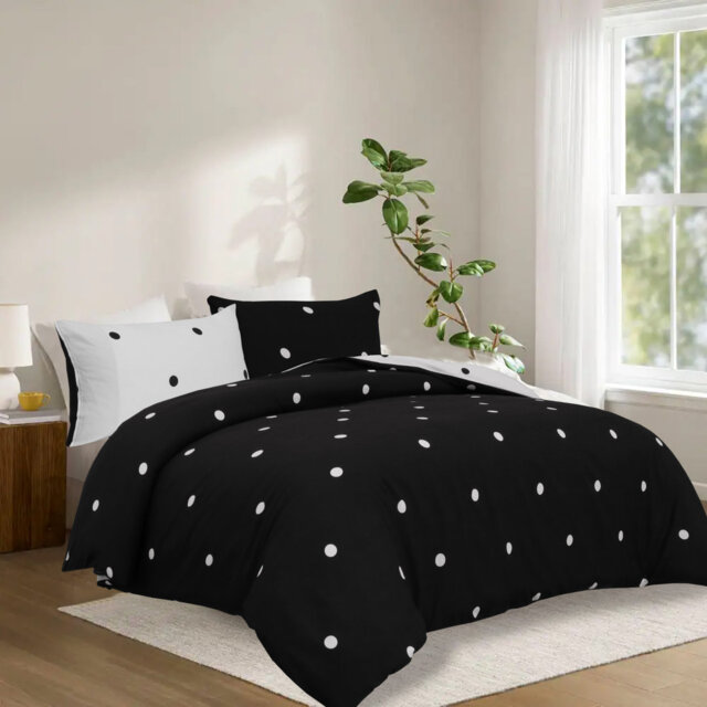 Dual Pattern Reversible Duvet Cover Set – Ultra Soft Brushed Microfiber Bedding with Matching Pillowcases