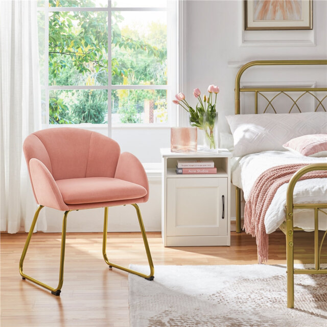 Flower Shape Tub Chair with Golden Metal Legs