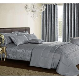 Cleo Quilted Bedspread Set Polyester Bed Throw with Pillow Shams