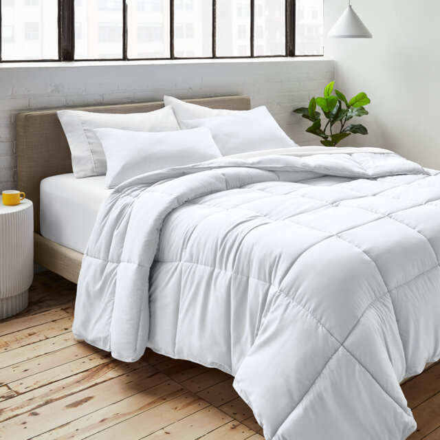 Polyester Solid Colour Bedspread
