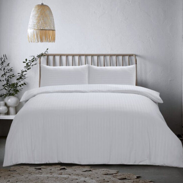 luxury Microfiber Satin Stripe Duvet cover set with 2 pillow cases