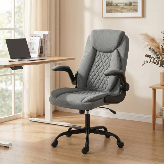 HOMCOM Executive Office Chair with Flip-Up Armrests for Home