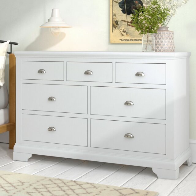 Raffin 7 Drawer 138Cm W Chest Of Drawers